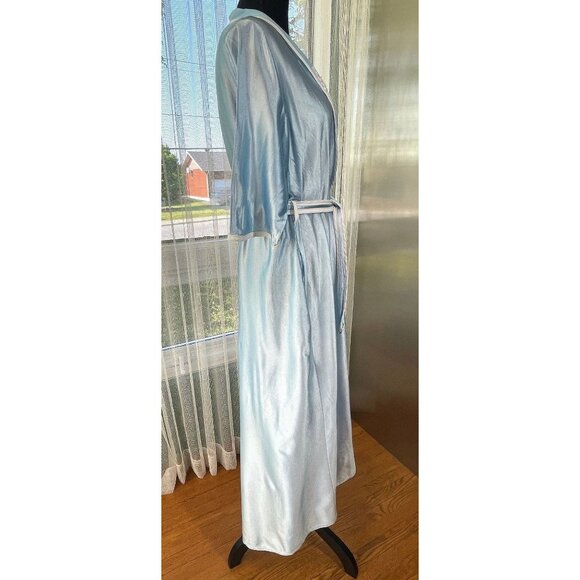 Vintage 80s house dress, baby blue nylon robe, assorted tiebelt - Picture 5 of 10